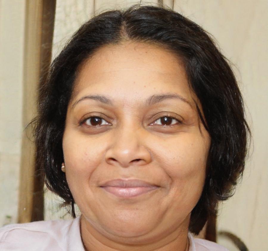 Layla Fawzi, mobile support specialist